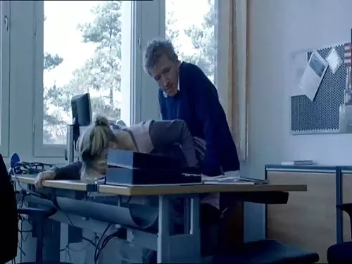 Дебело азиатско ебли ...