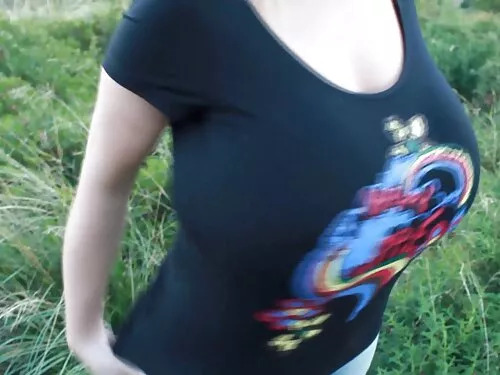 Руската брюнетка пъх ...