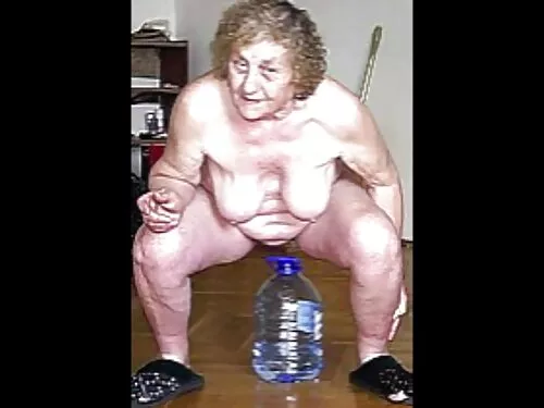 Съпругата се върна о ...