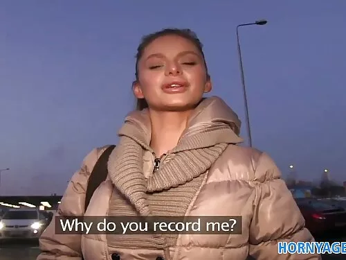Голо момиче се чука  ...
