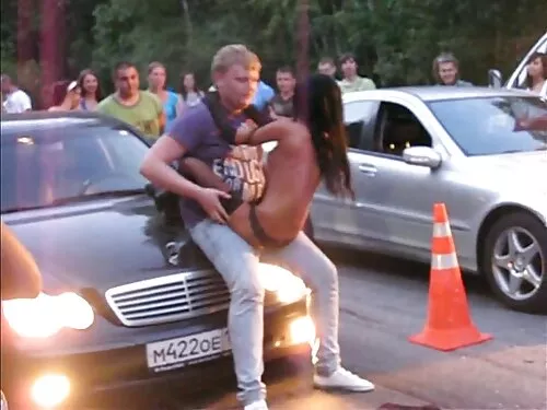 Съседът ми бърза с р ...